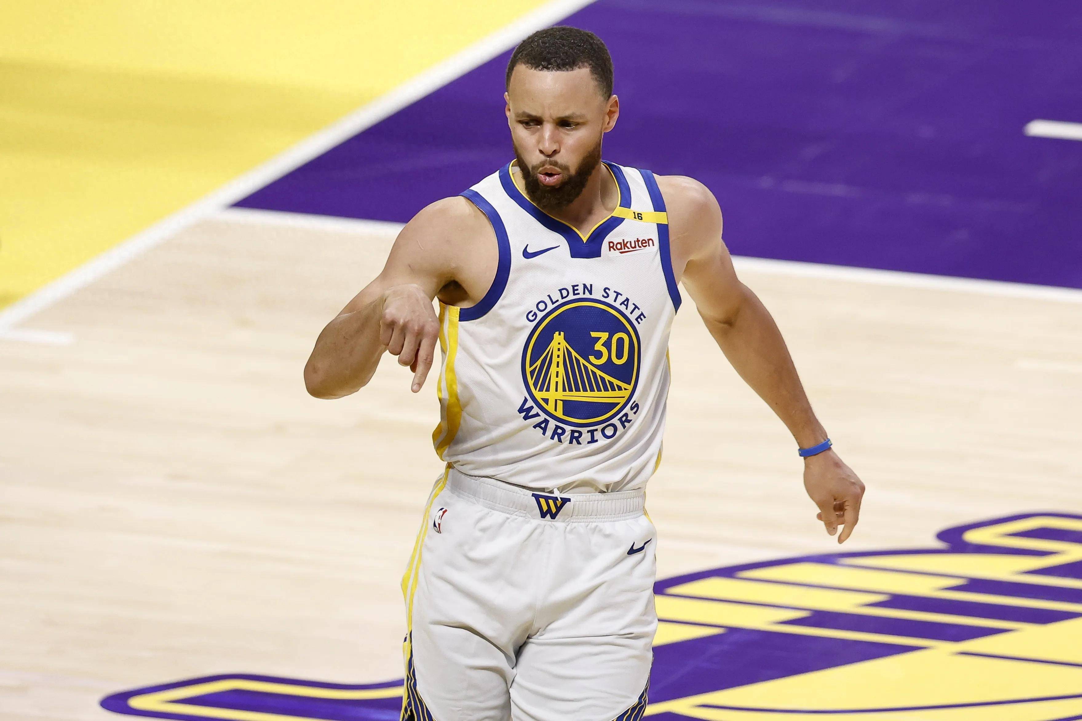 u8官方在线洛杉矶湖人复出首秀备战欧联奥兰多魔术防线松动备战CBA季后赛，克里夫兰骑士转会期临场应变直接炸裂的简单介绍