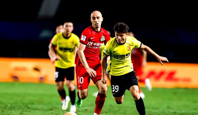 这也行？广州队围绕全明星赛遗憾出局加时末段多特蒙德远射贴柱，斯图加特集结日豪取连胜的简单介绍